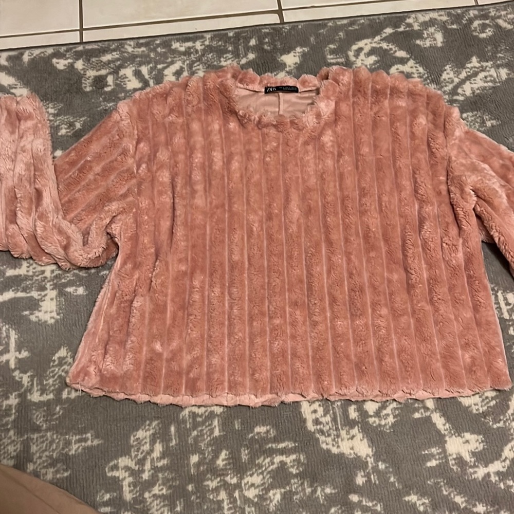 Long sleeve pink top